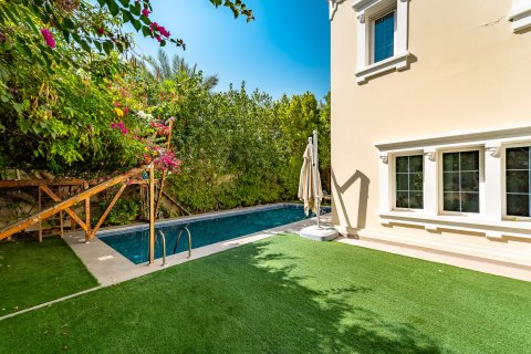 Discovery Gardens, Dubai, UAE의 판매용 빌라 침실 5개, 427제곱미터 번호 696338 - 사진 27