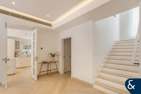 Vila di Arabian Ranches, Dubai, UAE 6 bilik tidur, 476 meter persegi № 667457 - foto 6