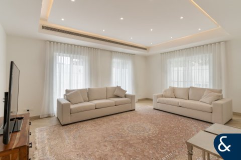 Vila di Arabian Ranches, Dubai, UAE 6 bilik tidur, 476 meter persegi № 667457 - foto 2