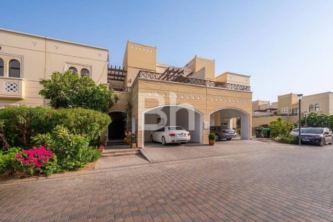 וילה למכירה ב Mudon, Dubai, איחוד האמירויות  4 חדרי שינה, 312 מ"ר, מספר 645381 - תמונה 2