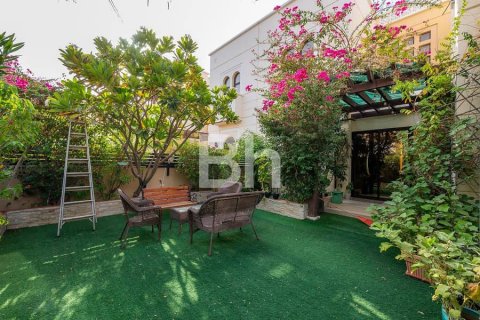 וילה למכירה ב Mudon, Dubai, איחוד האמירויות  4 חדרי שינה, 312 מ"ר, מספר 645381 - תמונה 7
