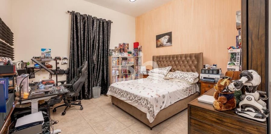 Villa Mudon, Dubaijā, AAE 4 istabas, 312 m2 Nr. 645381