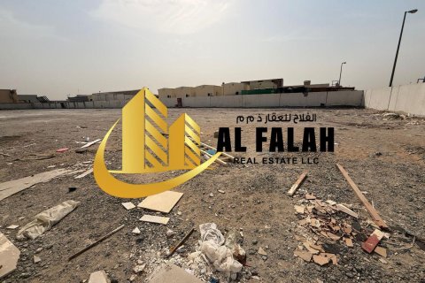 Varasto Al Sajaa, Sharjah, Arabiemiraatit 3291 m2 № 645436 - kuva 1