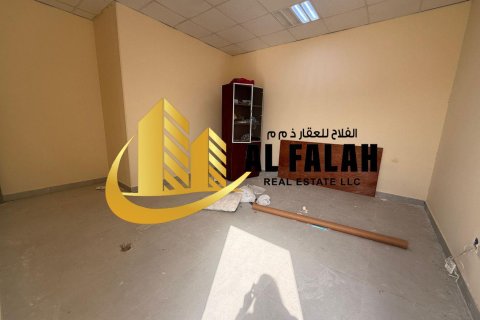 Varasto Al Sajaa, Sharjah, Arabiemiraatit 3291 m2 № 645436 - kuva 3