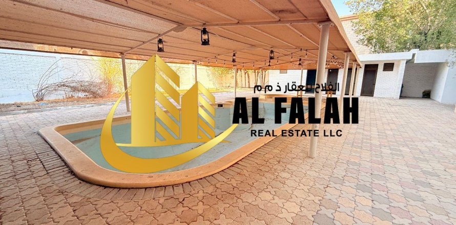 Mughaidir, Sharjah, BAE’de вилла 5 yatak odası, 557 m² No 645439