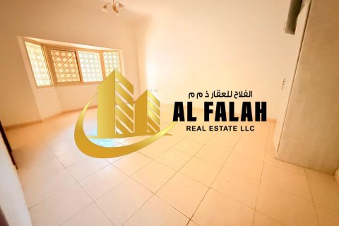 Βίλα σε Mughaidir, Sharjah, ΗΑΕ 5 υπνοδωμάτια, 557 τ.μ. Αρ. 645439 - φωτογραφία 15