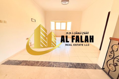 Βίλα σε Mughaidir, Sharjah, ΗΑΕ 5 υπνοδωμάτια, 557 τ.μ. Αρ. 645439 - φωτογραφία 19