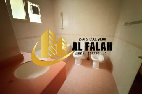 Βίλα σε Mughaidir, Sharjah, ΗΑΕ 5 υπνοδωμάτια, 557 τ.μ. Αρ. 645439 - φωτογραφία 30