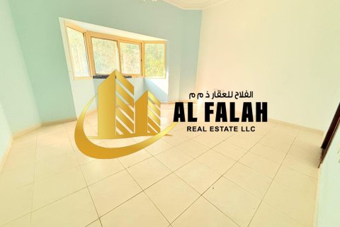 Βίλα σε Mughaidir, Sharjah, ΗΑΕ 5 υπνοδωμάτια, 557 τ.μ. Αρ. 645439 - φωτογραφία 23
