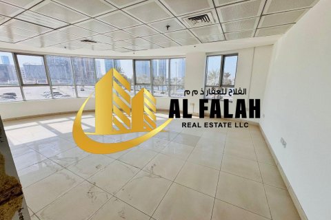 Propriété commerciale à louer à Al Mamzar - Sharjah, Sharjah, EAU 929 m2 № 645438 - photo 2