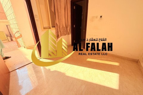 Villa sa Halwan, Sharjah, UAE 5 silid-tulugan, 418 sq.m. № 645440 - larawan 28