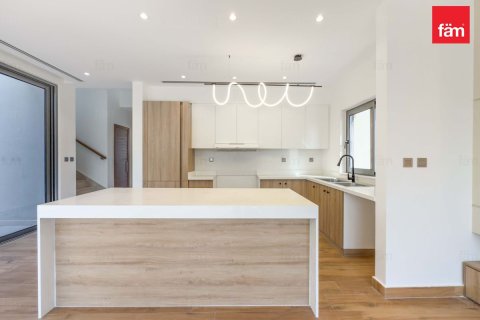 Зняти в оренду віллу в Дубай Хилс Эстейт, ОАЕ 4 спальні, 450.1м2, № 686163 - фото 8