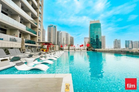 Apartment in Business Bay, Dubai, UAE 1 bedroom, 76.1 sq.m. № 572248 - photo 12