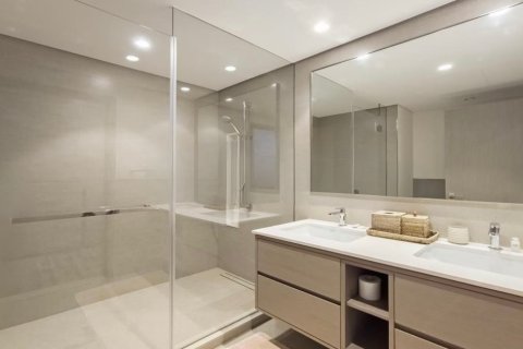 Apartment in GRANDE in Downtown Dubai (Downtown Burj Dubai), UAE 2 bedrooms, 111 sq.m. № 734518 - photo 9