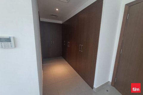 Városi lakóépület itt: Dubai, EAE, 3 hálószoba, 287.6 m², azonosító: 645920 - fénykép 2