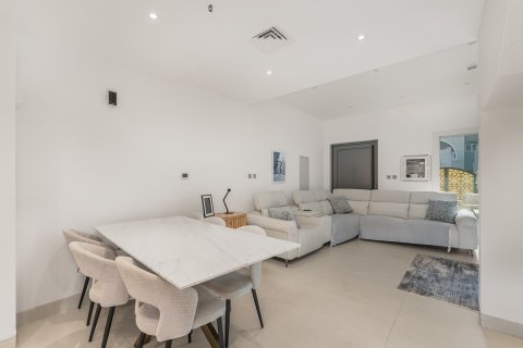 Radhus till försäljning i Jumeirah Village Circle, Dubai, UAE 4 sovrum, 134.77 kvm Nr. 749193 - fotografi 3