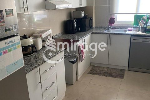 Appartamento in vendita a Al Reef, Abu Dhabi, EAU 3 camere da letto, 166.1 mq. № 597001 - foto 8