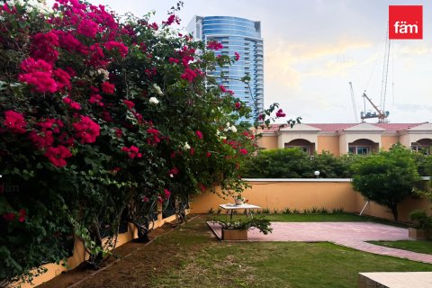 Townhouse sa Dubai, UAE 2 silid-tulugan, 312.5 sq.m. № 702465 - larawan 15