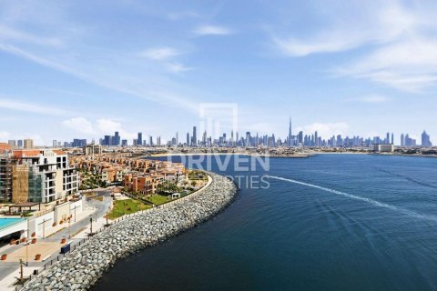 Wohnung in Jumeirah, Dubai, VAE: 2 Schlafzimmer, 117.99 m2 Nr. 746398