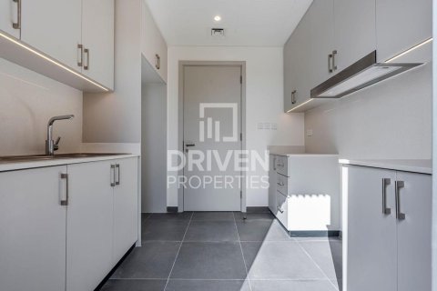 Vilă de închiriat în Arabian Ranches 3, Dubai, EAU 4 dormitoare, 300.08 mp. №746399 - poză 12