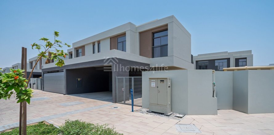 Dubai South (Dubai World Central), Dubai, UAE의 빌라 침실 4개, 383제곱미터 번호 722819
