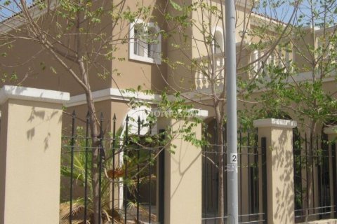 Rumah bandar di Jumeirah Village Circle, Dubai, UAE 3 bilik tidur, 317 meter persegi № 722817 - foto 14