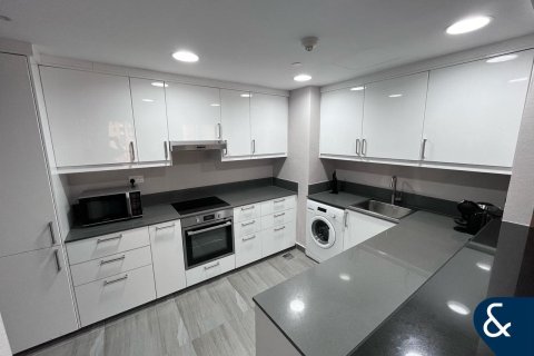Apartament na sprzedaż w Jumeirah Beach Residence, Dubai, ZEA 1 sypialnia, 99 mkw., nr 671252 - zdjęcie 1