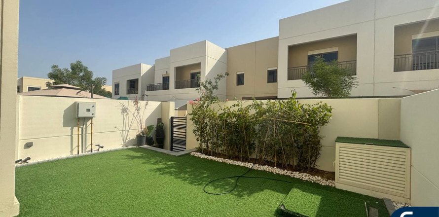 Townhouse sa Town Square, Dubai, UAE 3 silid-tulugan, 189 sq.m. № 671255