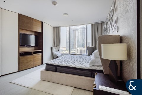 Зняти в оренду квартиру в Даунтаун Дубай (Даунтаун Бурдж Дубай), ОАЕ 1 спальня, 110м2, № 671256 - фото 2