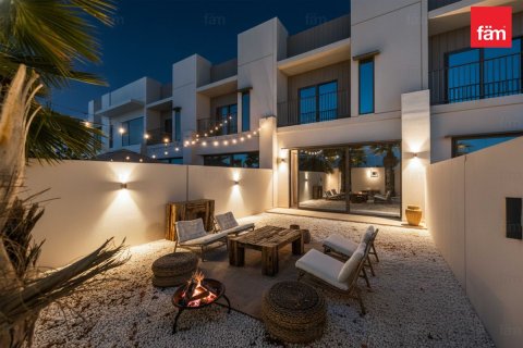 Casa urbana em Mohammed Bin Rashid City, Dubai, EAU 2 quartos, 137 m2 № 719413