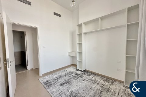 Apartment til salg i Town Square, Dubai, UAE 2 soveværelser, 87 kvm № 667527 - foto 11