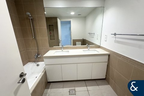 Apartment til salg i Town Square, Dubai, UAE 2 soveværelser, 87 kvm № 667527 - foto 17