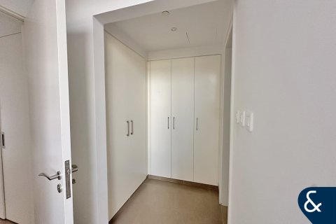 Apartment til salg i Town Square, Dubai, UAE 2 soveværelser, 87 kvm № 667527 - foto 19