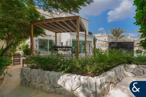 Huvila Arabian Ranches, Dubai, Arabiemiraatit 4 makuuhuonetta, 846 m2 № 667530 - kuva 14