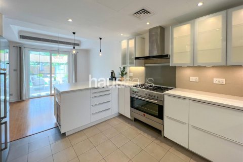 Villa in affitto a The Springs, Dubai, EAU 3 camere da letto, 240 mq. № 626720 - foto 5