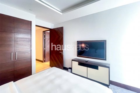 Apartment in Downtown Dubai (Downtown Burj Dubai), Dubai, UAE 2 bedrooms, 158 sq.m. № 626728 - photo 17