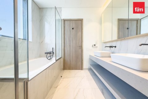 Shtëpi në qytet në Dubai, Emiratet e Bashkuara Arabe 4 dhoma gjumi, 312 m2. № 613598 - Foto 18