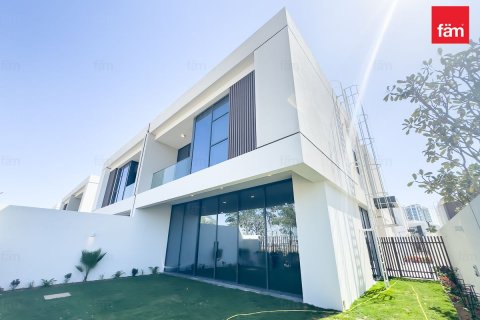 Shtëpi në qytet në Dubai, Emiratet e Bashkuara Arabe 4 dhoma gjumi, 312 m2. № 613598 - Foto 25