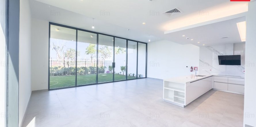 Shtëpi në qytet në Dubai, Emiratet e Bashkuara Arabe 4 dhoma gjumi, 312 m2. № 613598
