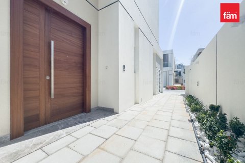 Shtëpi në qytet në Dubai, Emiratet e Bashkuara Arabe 4 dhoma gjumi, 312 m2. № 613598 - Foto 24