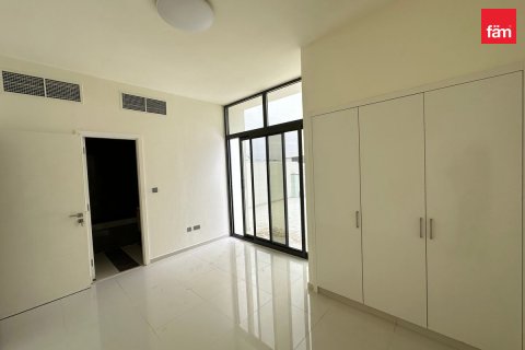 Shtëpi në qytet në Dubai, Emiratet e Bashkuara Arabe 3 dhoma gjumi, 151.8 m2. № 645562 - Foto 3