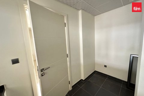 Shtëpi në qytet në Dubai, Emiratet e Bashkuara Arabe 3 dhoma gjumi, 151.8 m2. № 645562 - Foto 6