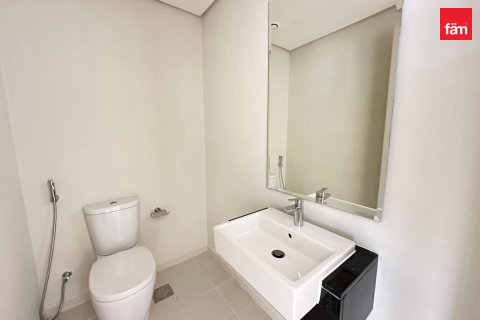 Shtëpi në qytet në Dubai, Emiratet e Bashkuara Arabe 3 dhoma gjumi, 151.8 m2. № 645562 - Foto 13