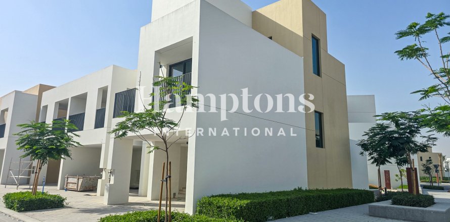 Villa à Arabian Ranches 3, Dubai, EAU: 4 chambres, 275.086 m2 № 721410