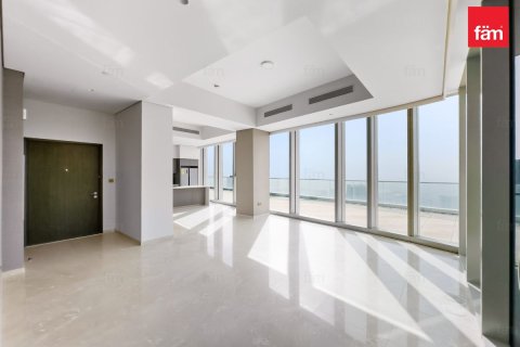 דירה להשכרה ב Dubai, איחוד האמירויות  4 חדרי שינה, 213.6 מ"ר, מספר 687298 - תמונה 2