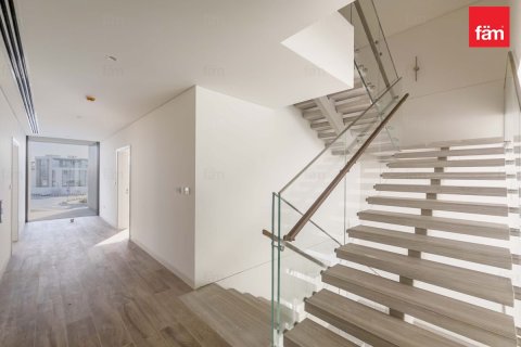 Vila di Dubai, UEA 5 kamar tidur, 698.8 m2 nomor 687301 - foto 5