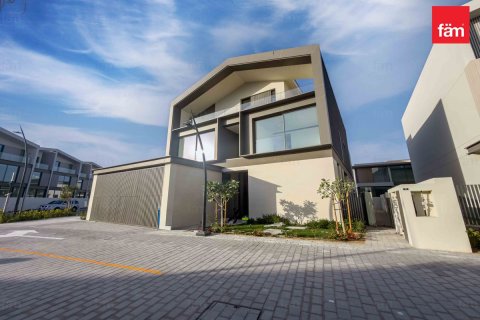 Villa em Dubai, EAU 5 quartos, 698.8 m2 № 687301