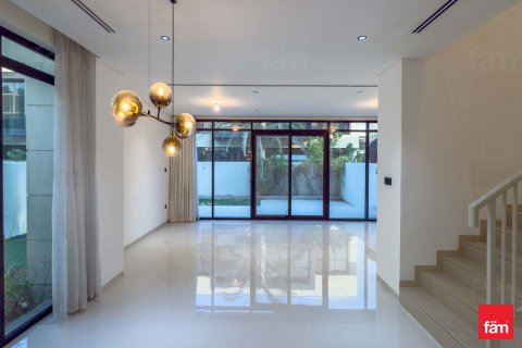 Shtëpi në qytet në Dubai, Emiratet e Bashkuara Arabe 3 dhoma gjumi, 335.3 m2. № 687300 - Foto 21