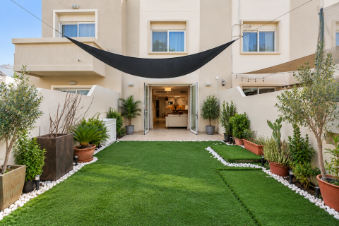 Villa in Al Reef, Abu Dhabi, UAE 3 bedrooms, 225.2 sq.m. № 764184 - photo 18