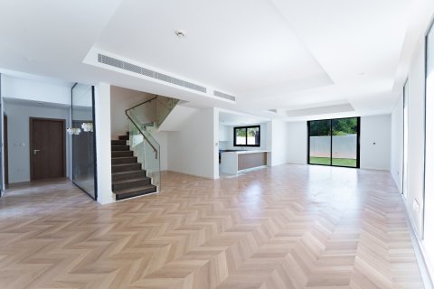 Villa on the Yas Island, Abu Dhabi, UAE 4 bedrooms, 461.73 sq.m. № 764204 - photo 2